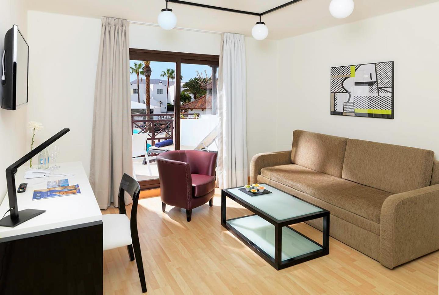 Boutique Hotel H10 White Suites - Adults Only Playa Blanca  Bagian luar foto
